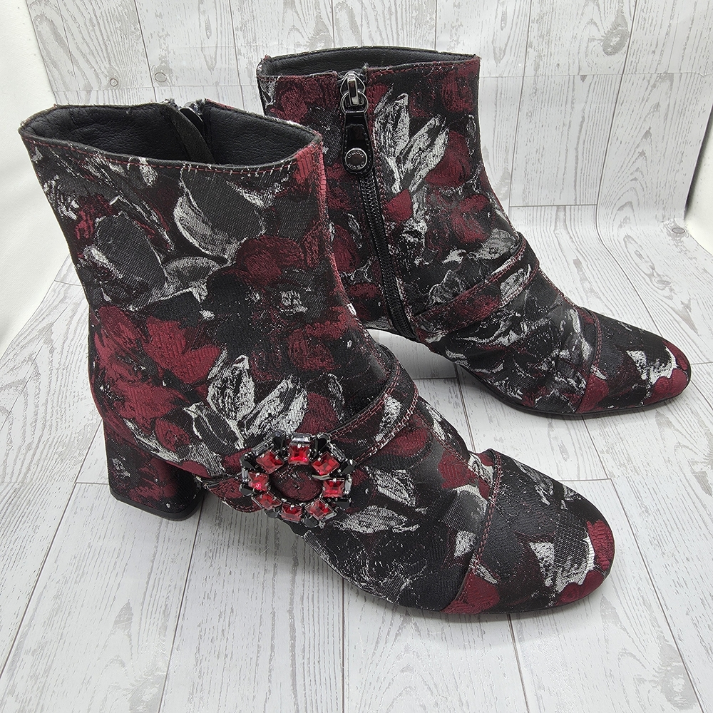 Geox Red and Black Floral Ankle Boots - Respira Technology 37.5/US7/7.5‎